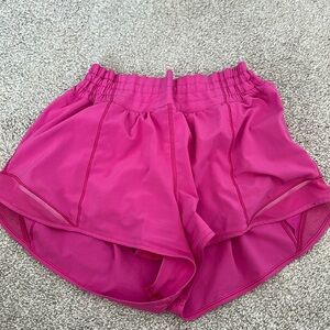 Lululemon hotty hots